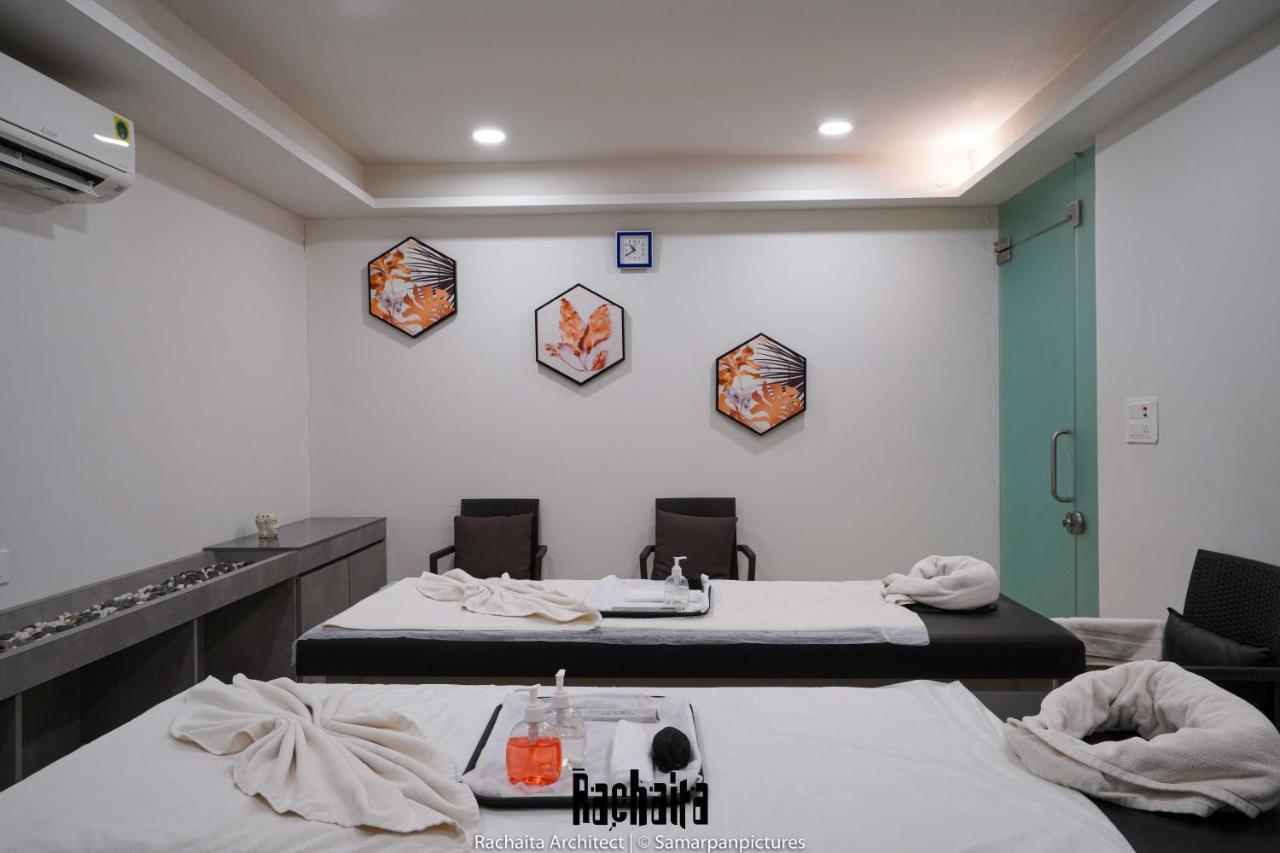 White Feather Resort Kauncha Silvassa Exterior photo