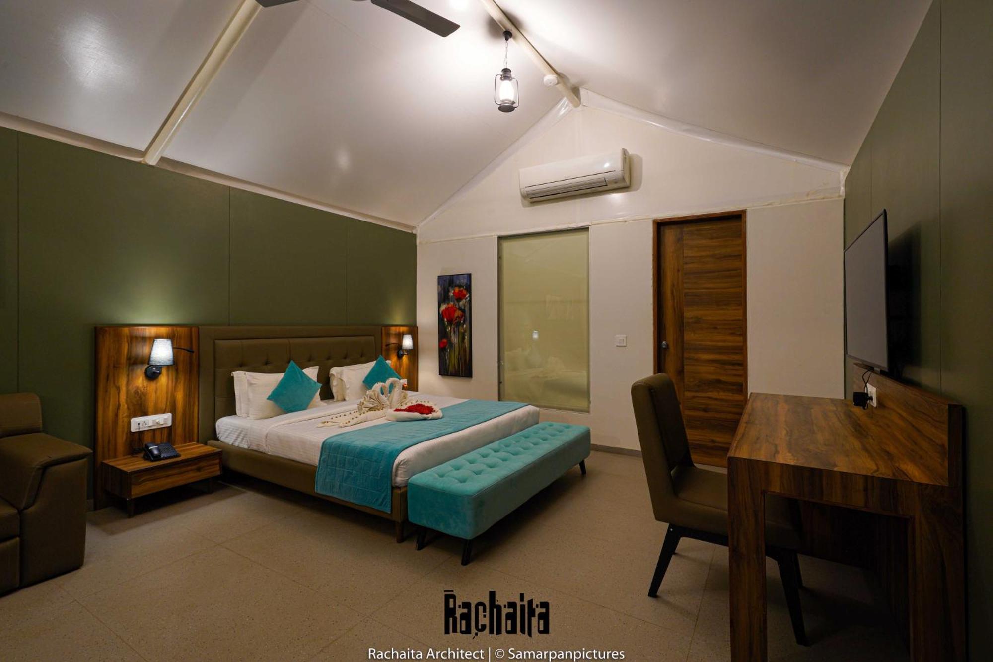 White Feather Resort Kauncha Silvassa Exterior photo