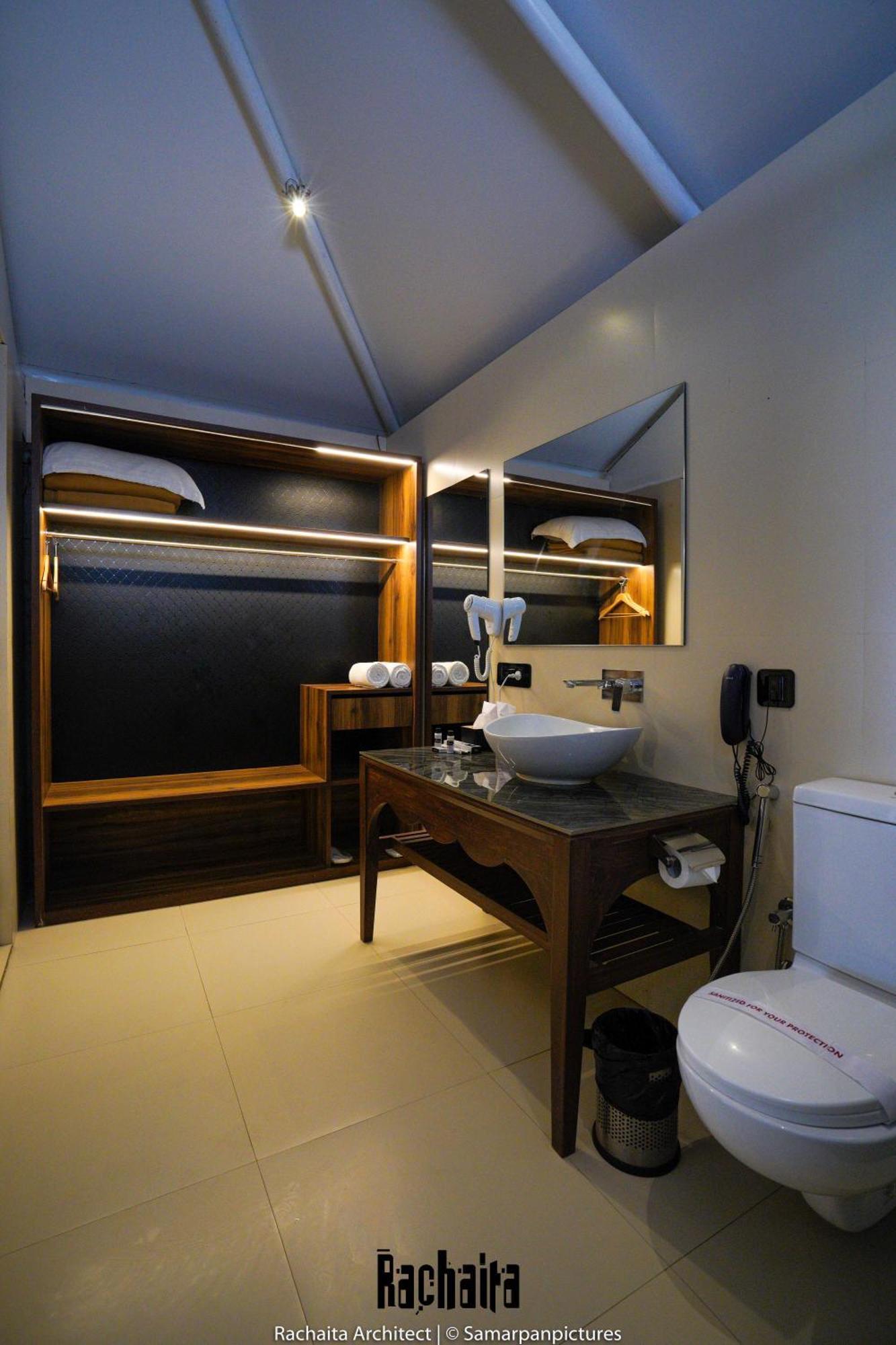 White Feather Resort Kauncha Silvassa Exterior photo