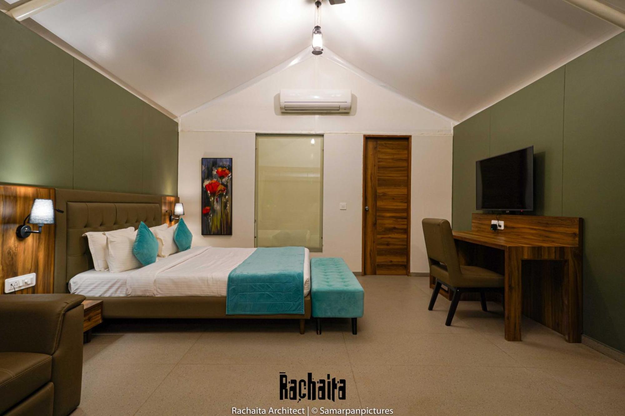 White Feather Resort Kauncha Silvassa Exterior photo